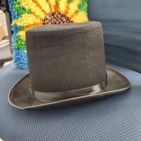 Top Hat - Picture 2 of 6